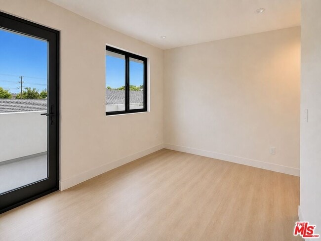 Building Photo - 2707 Benedict St