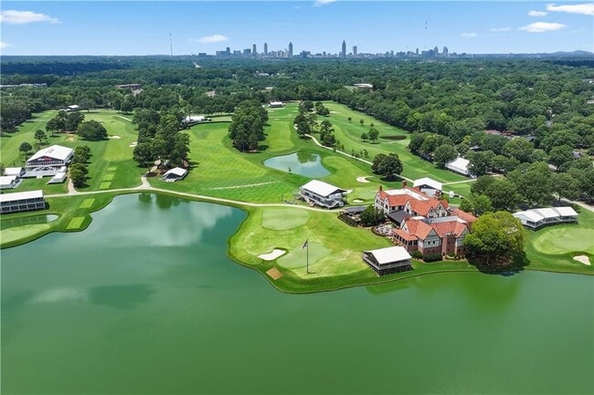 Building Photo - 1578 Lincoln Ave SE