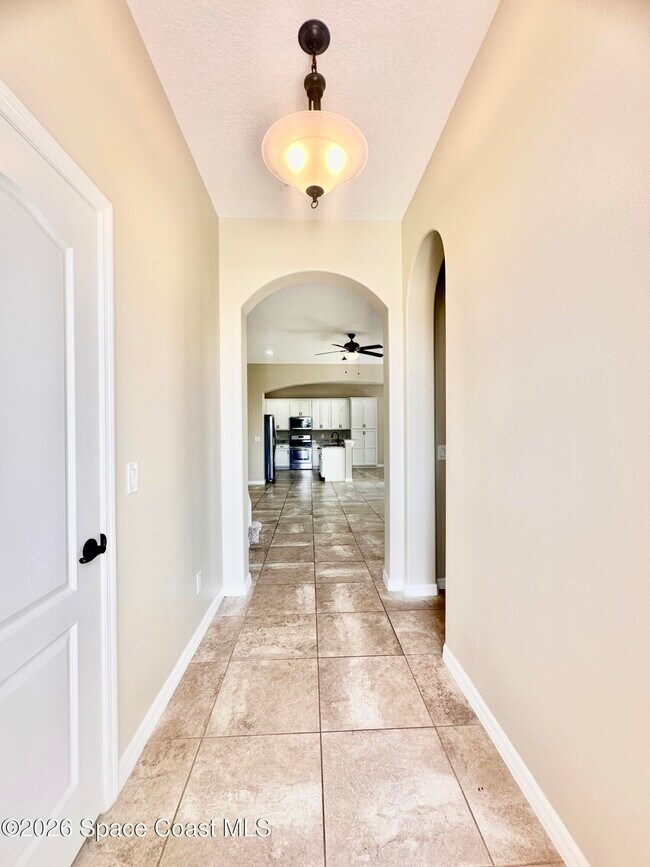 Building Photo - 8880 Napolo Dr