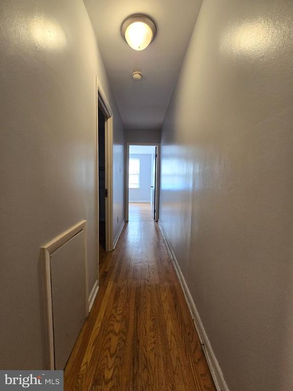 Building Photo - 623 N 32nd St