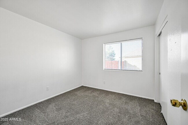 Building Photo - 4144 N 109th Ave