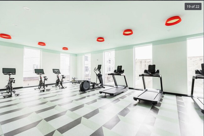 Building Photo - 1835 E Boston St