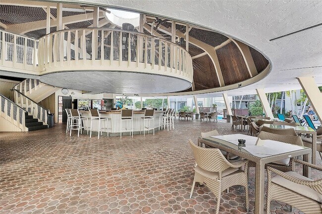 Building Photo - 5300 NE 24th Terrace