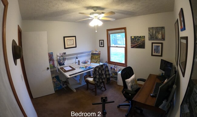 Building Photo - 201 Deerchase Dr