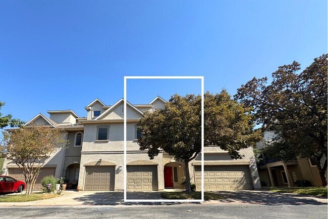 Primary Photo - 11203 Ranch to Market Rd 2222