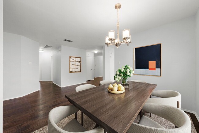 Building Photo - 10410 Cayuse Cove