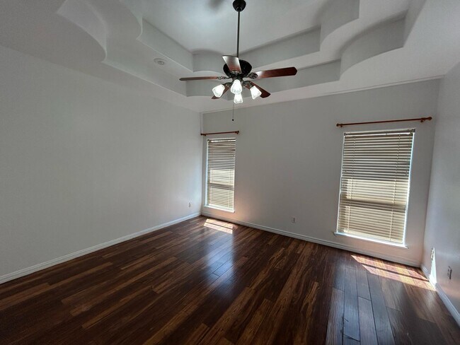 Building Photo - 3400 Santa Teresa