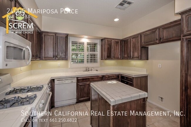 Building Photo - 24005 Mariposa Pl