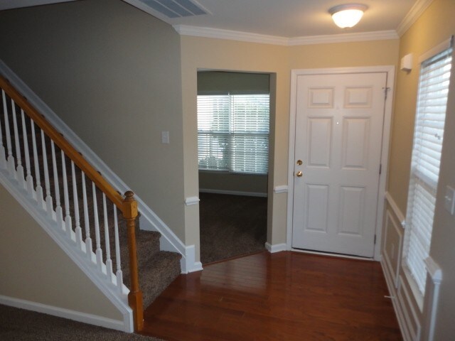 Building Photo - 5001 Babbling Brook Dr