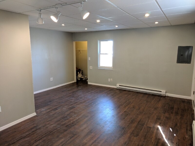 Building Photo - 1172 Wyoming Ave