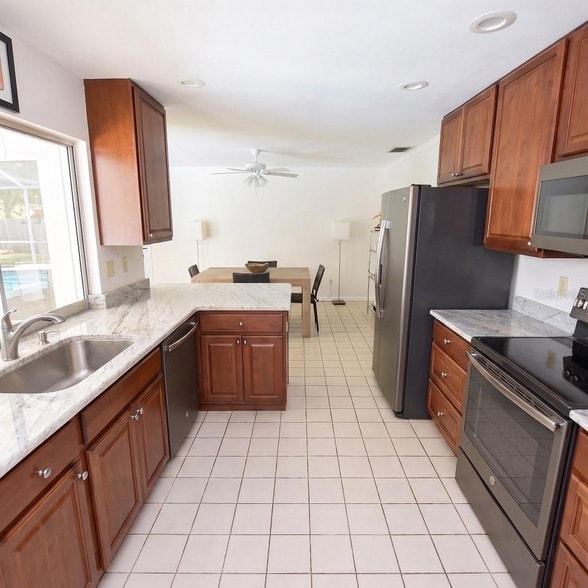 Building Photo - 3926 Calliandra Dr