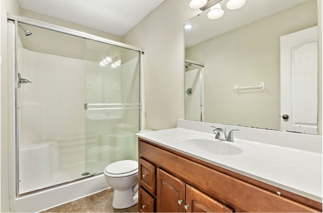 Building Photo - Spacious Two Bedroom Townhome - Available end of February