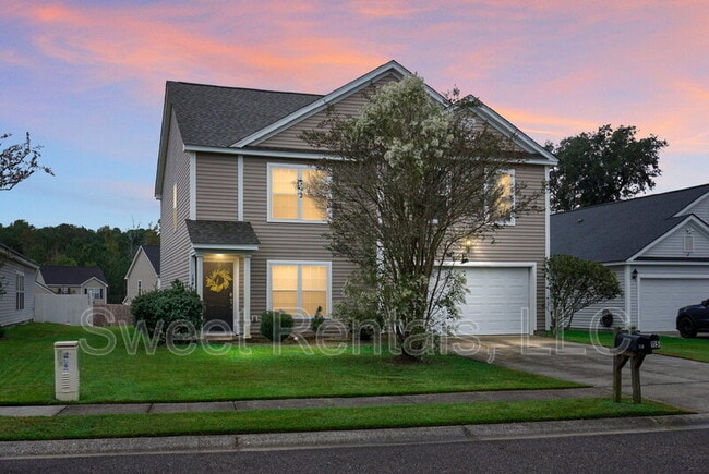 Building Photo - 124 Larkspur Dr