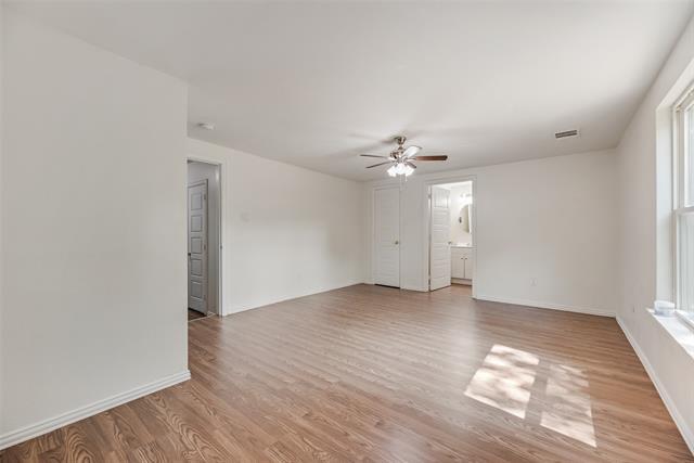 Building Photo - 3526 Kenilworth St