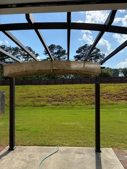 Building Photo - 1335 Hampton Oaks Dr