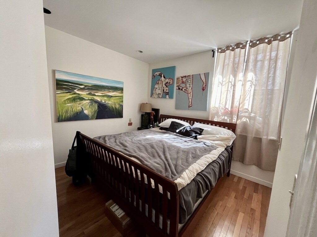 Building Photo - 133 Appleton St