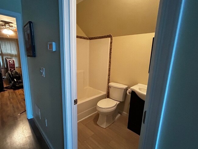 Building Photo - 2924 Seavista Ct