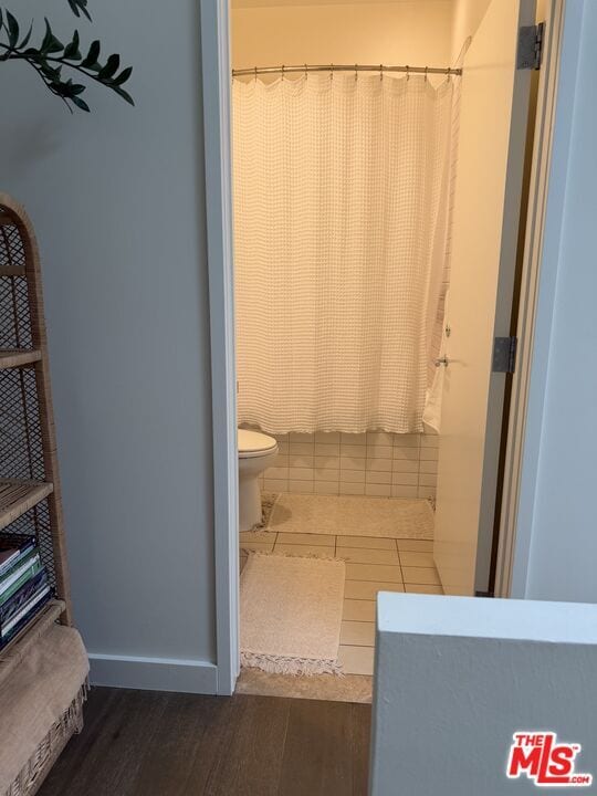 Building Photo - 940 E 2nd St