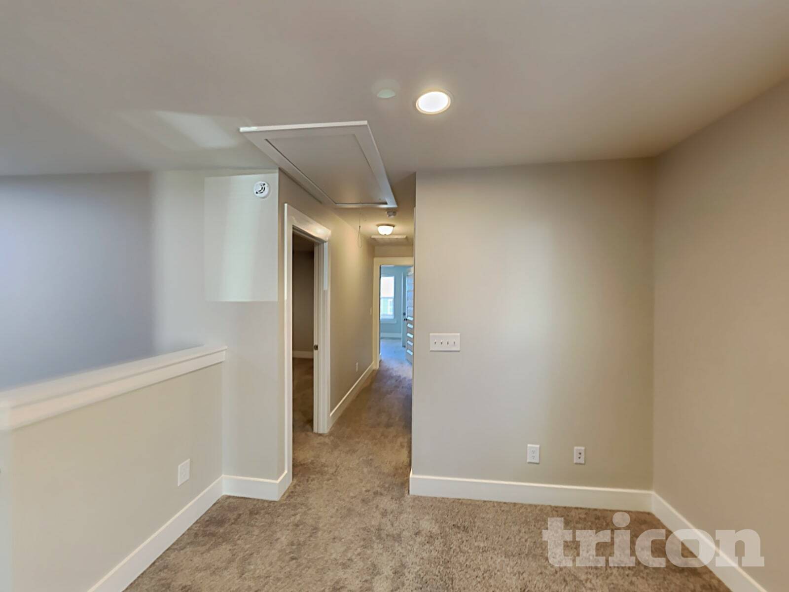 Building Photo - 1326 Sula Dr