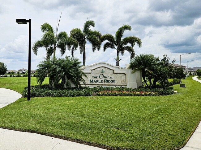 Building Photo - 5032 Arancia Ln