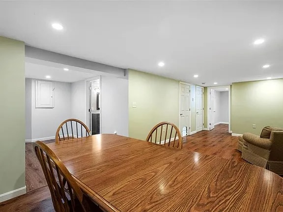 Building Photo - 51 Jo Anne Ave