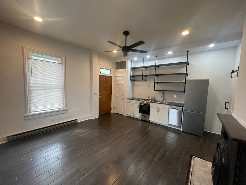 Building Photo - 888 City Park Ave