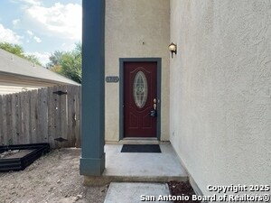 Building Photo - 6734 Honeyridge Ln