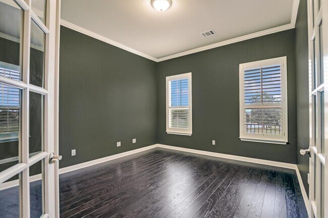 Building Photo - 106 Wester Ross Ln