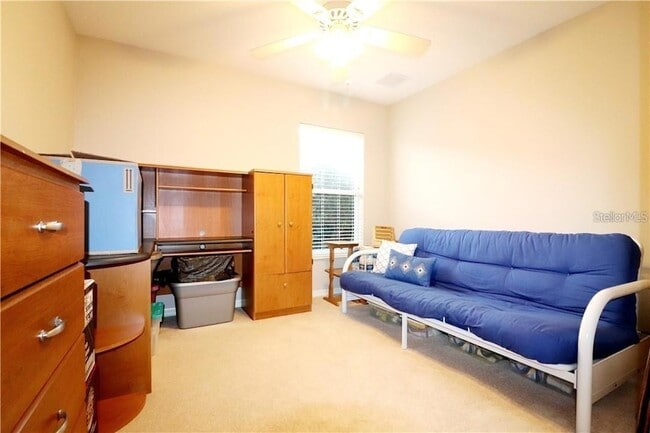 Building Photo - 5532 Sir Churchill Dr