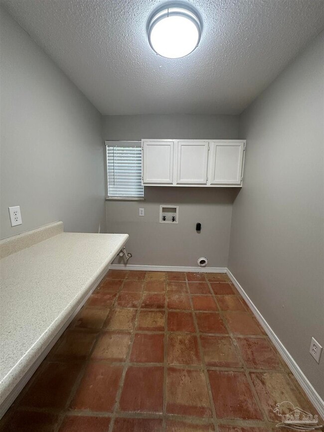 Building Photo - 3202 Swan Ln