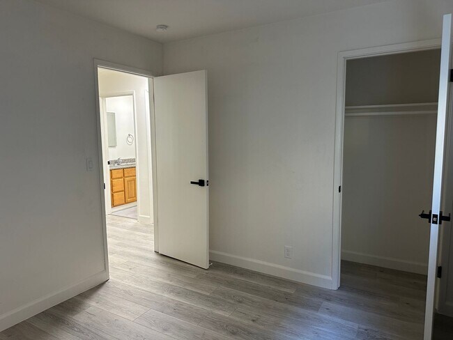 Building Photo - 5200 Snow Dr