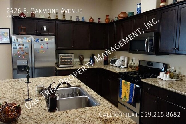 Building Photo - 2426 E Oakmont Ave