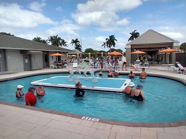 Building Photo - 1601 Abaco Dr