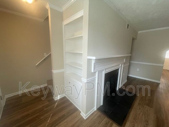 Building Photo - 3932 Almon Dr