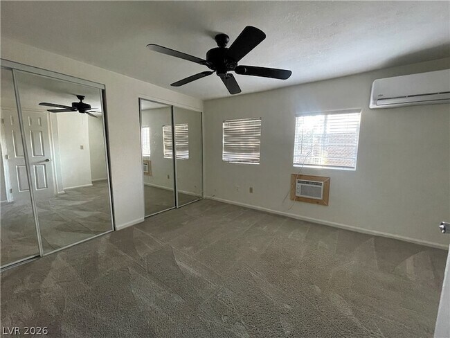 Building Photo - 405 S 15th St