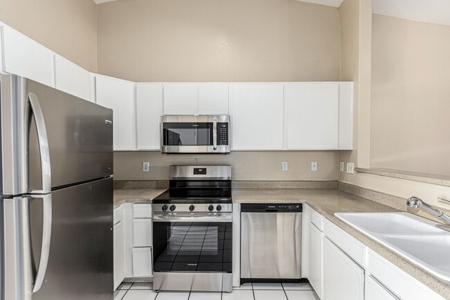 Building Photo - *HCVP CONSIDERED! STAINLESS STEEL APPLIANCES!