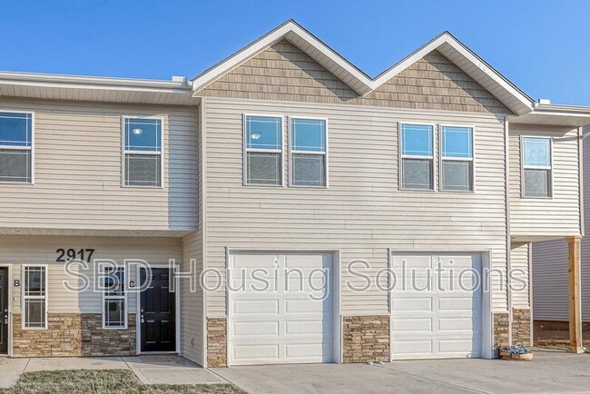 Primary Photo - 2909 S Harvard Ave