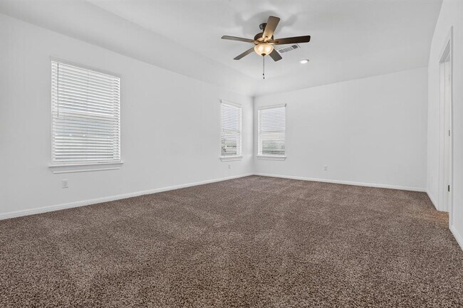 Building Photo - 221 Sand Lily Ln