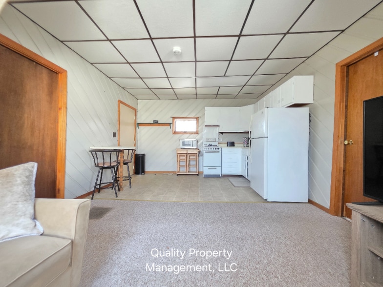 Building Photo - 82 Fourth St