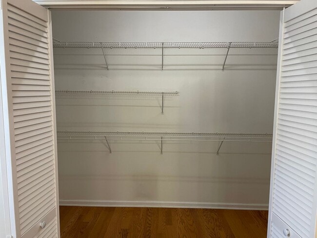 Building Photo - 3 Bedroom 2 Bathroom with a  Bonus Room  House in Winding River Plantation