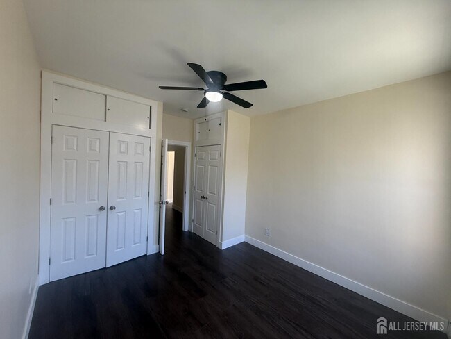 Building Photo - 205 Duncan Ave