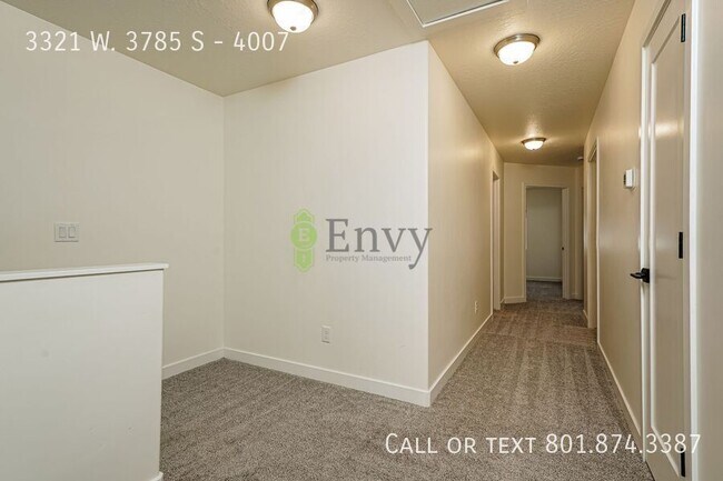 Building Photo - 3321 W 3785 S