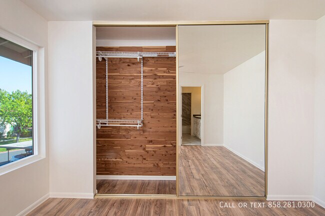 Building Photo - 9611 Caminito Tizona