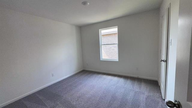 Building Photo - 2105 Mdw Pk Dr