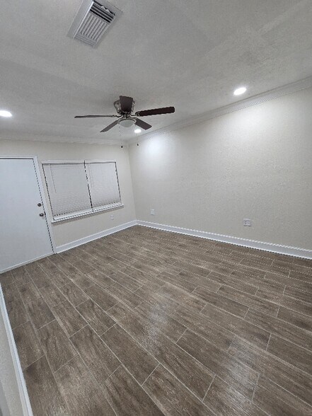 Building Photo - 3511 Washington St