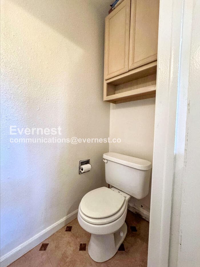 Building Photo - 8023 Wolff St