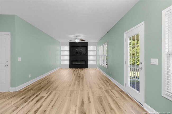 Building Photo - 1621 Ellie Ave