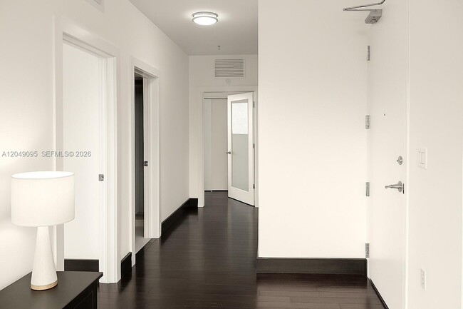 Building Photo - 6701 Biscayne Blvd