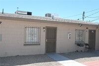 Building Photo - 1007 C St