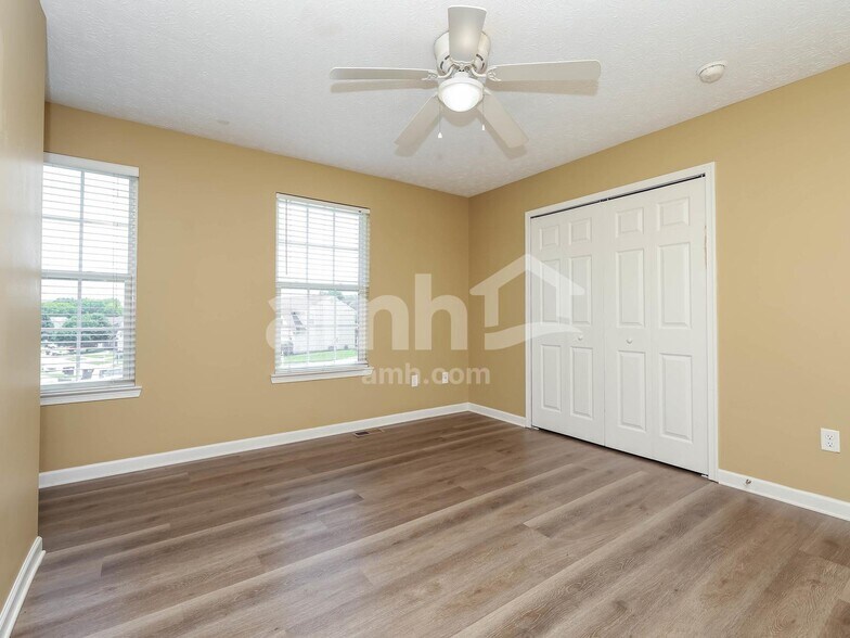 Building Photo - 333 Parrott Ct